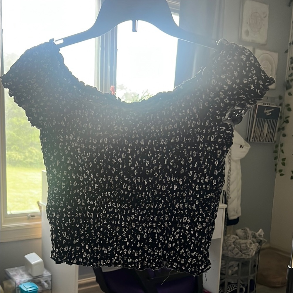 SO Black and White Smocked Cap Sleeve Crop Top